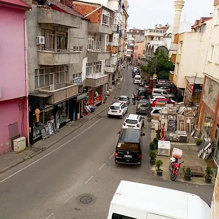 Deniz Manzarali Full Klimali Havalimani Karsisinda Apartment